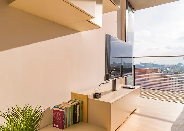 Triiiple Tower Dream With Rooftop-summer-pool Appartement Vienne