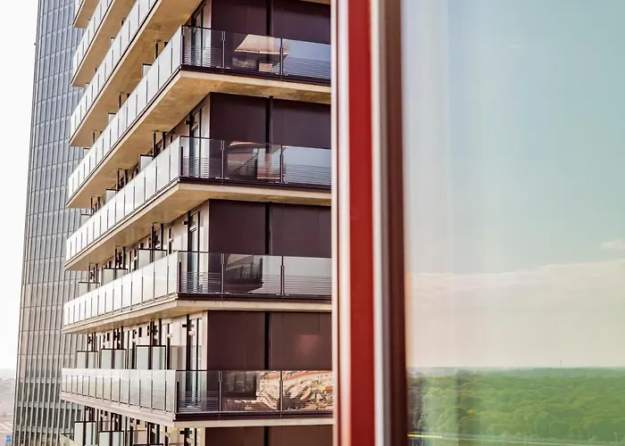 Triiiple Tower Dream With Rooftop-summer-pool *