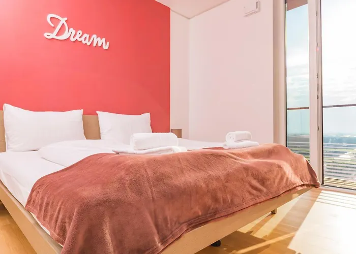 Triiiple Tower Dream With Rooftop-summer-pool * Vienne