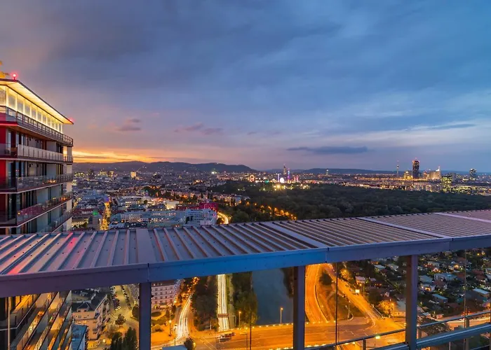 Appartement Triiiple Tower Dream With Rooftop-summer-pool Vienne