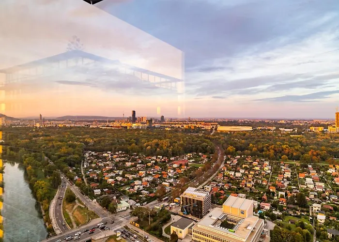 Triiiple Tower Dream With Rooftop-summer-pool Appartement